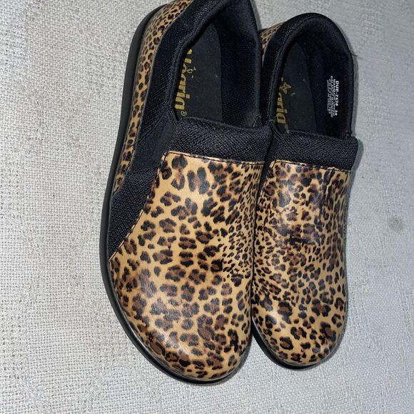 Alegria Women’s Casual Shoes Size 38 U.S. 7 M Tan Leopard Print Going Out Party - Picture 4 of 12